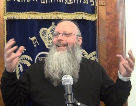 Rabino Pinchas Winston.