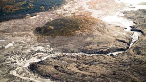 Kaskawulsh é uma das maiores geleiras do rio Yukón no Canadá.