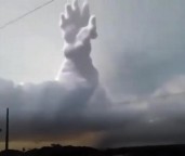 GRANDES SINAIS DO CÉU (Lc 21,11) - A Mão da Tempestade...  