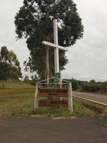 Entrada do SantuÃ¡rio, na estrada que liga Erechim Ã  Aratiba, RegiÃ£o chamada Lageado Paca.