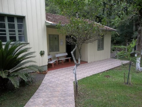 Frente da Casa de Dorothea Farina. Tudo conservado como na Ã©poca da vidente.