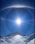 Halo Solar nos Alpes de Stubaier Gletscher, Áustria.