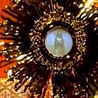 Imagem de Nossa Senhora aparece na Eucaristia nos dias 13-14 de Outubro (vídeo)