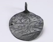 Artefato de 1.600 anos encontrado na Turquia mostra o Rei Salomão enfrentando o diabo 